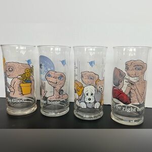 Vintage Pizza Hut ET drinking cup glasses set of 4